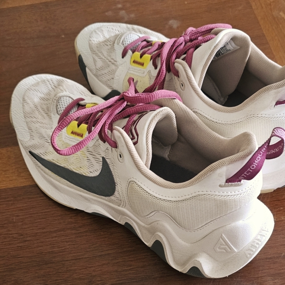 Nike Giannis Immortality 2 (Sail Smoke Grey Yellow)